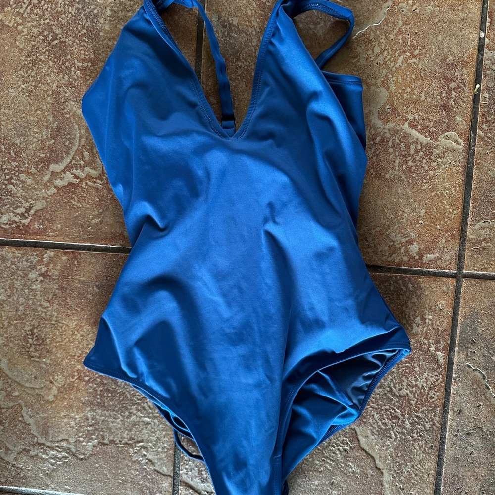 Classic V-Neck One-Piece Swimsuit - Blue
